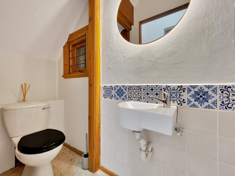4 Bedroom Property for Sale in Rondebosch Western Cape